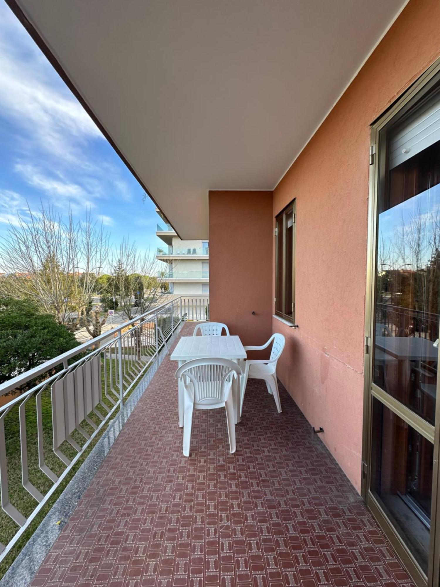 Residence Beatrice - Agenzia Cocal Καόρλε Εξωτερικό φωτογραφία